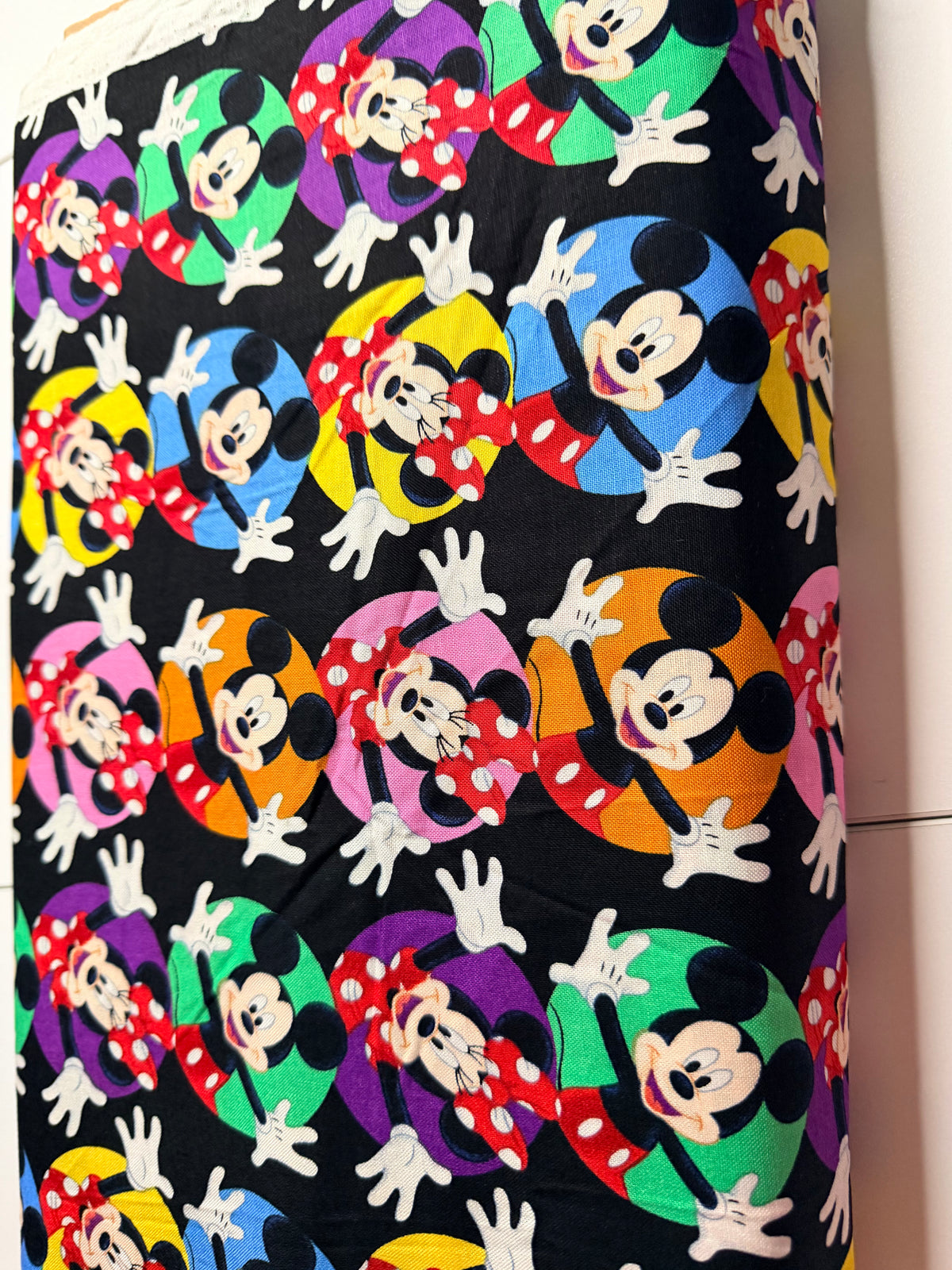 Mickey And Minnie Circles