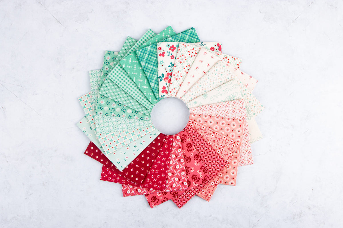 Lori Holt Berry & Sage Fat Quarter Bundle – 21 Piece Fabric Bundle – Riley Blake Designs Quilt Fabric