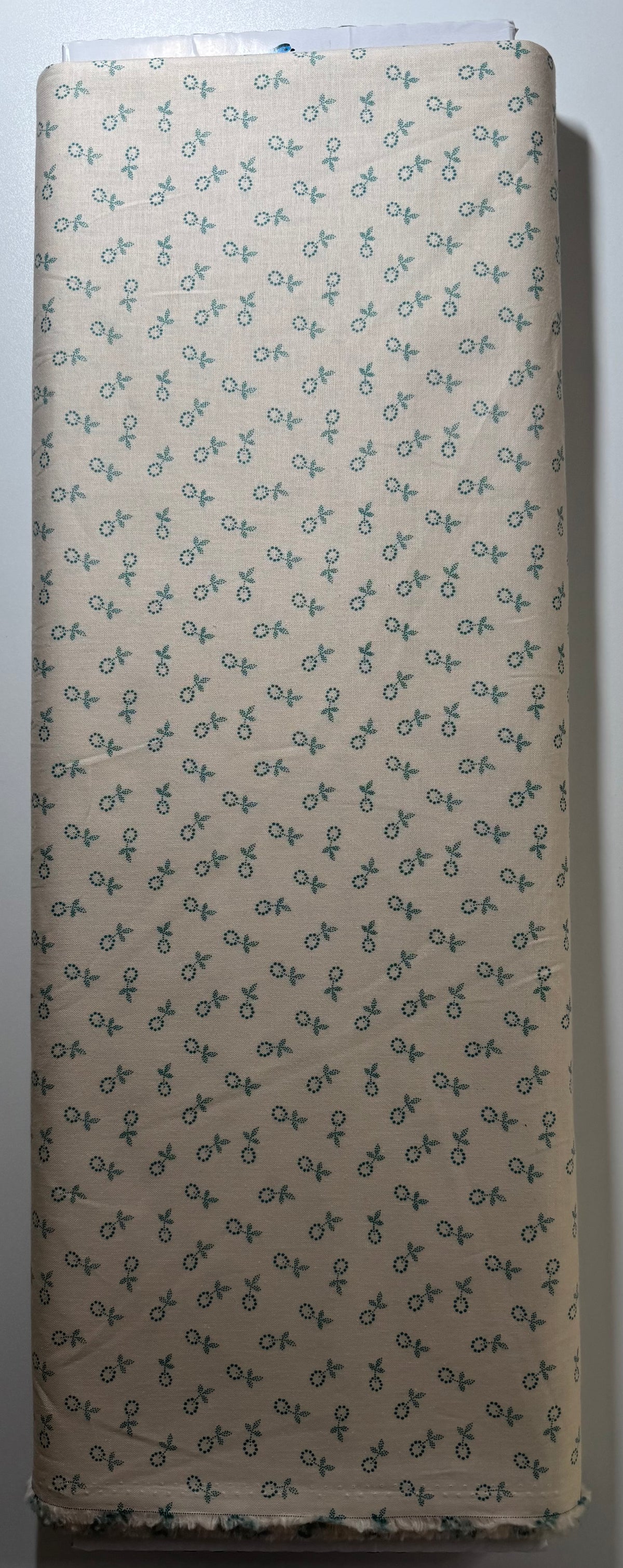 Lori Holt Gentler Times Bygone Cozy Fabric – Cream Floral Blender – Quilting Cotton by the half Yard – Small Vintage Print C16471-COZY