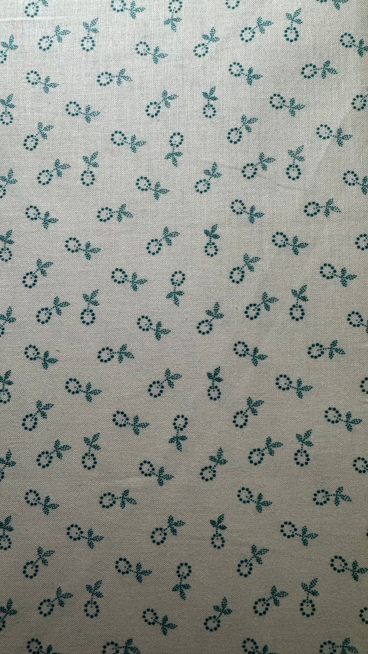 Lori Holt Gentler Times Bygone Cozy Fabric – Cream Floral Blender – Quilting Cotton by the half Yard – Small Vintage Print C16471-COZY