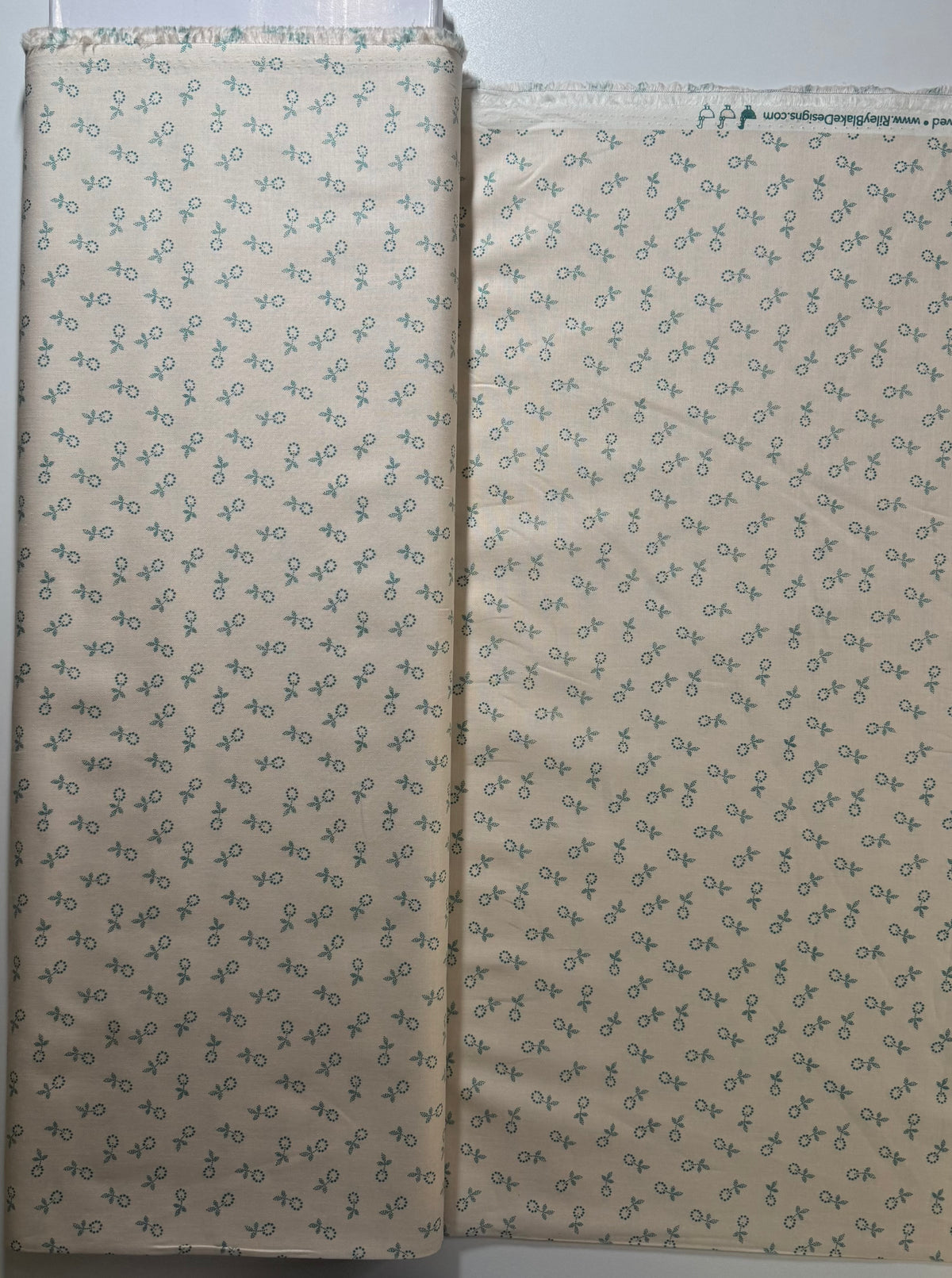 Lori Holt Gentler Times Bygone Cozy Fabric – Cream Floral Blender – Quilting Cotton by the half Yard – Small Vintage Print C16471-COZY
