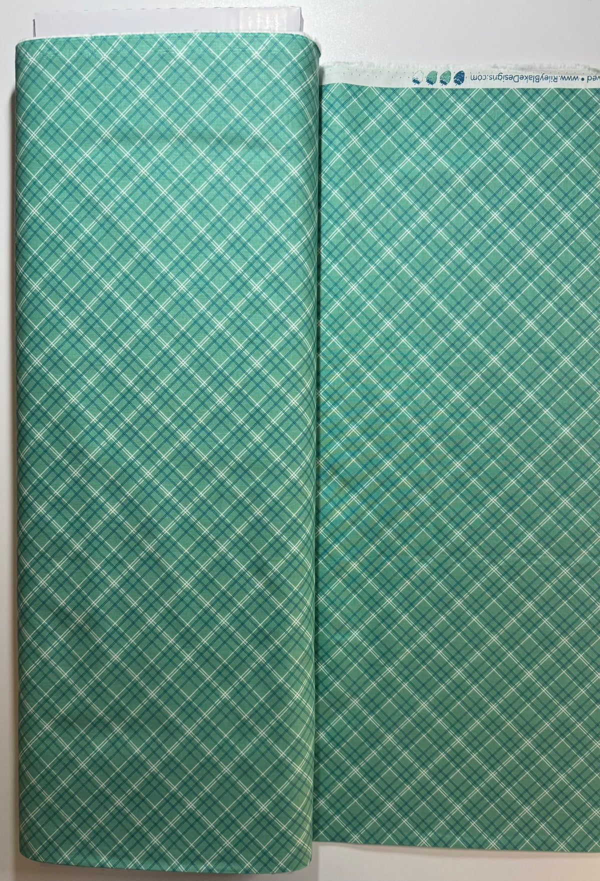 Lori Holt Berry & Sage Plaid Alpine Fabric by the half Yard – Riley Blake Designs Quilting Cotton