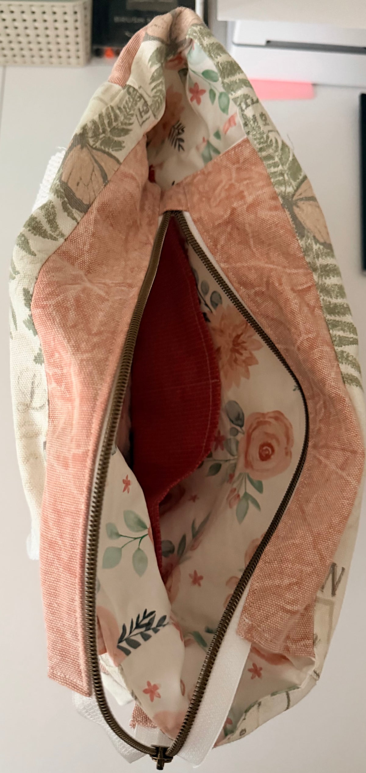 Butterfly 🦋 and Floral Print Handbag 👜